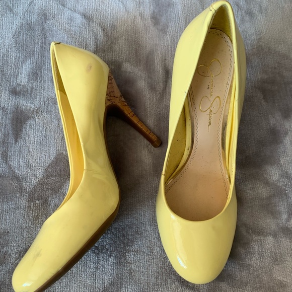 Yellow Jessica Simpson heels - Picture 2 of 3